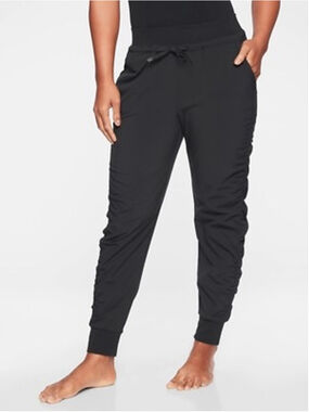 Athleta Attitude Pant Black Joggers Size 8 Tall Style #384001 Athleisure